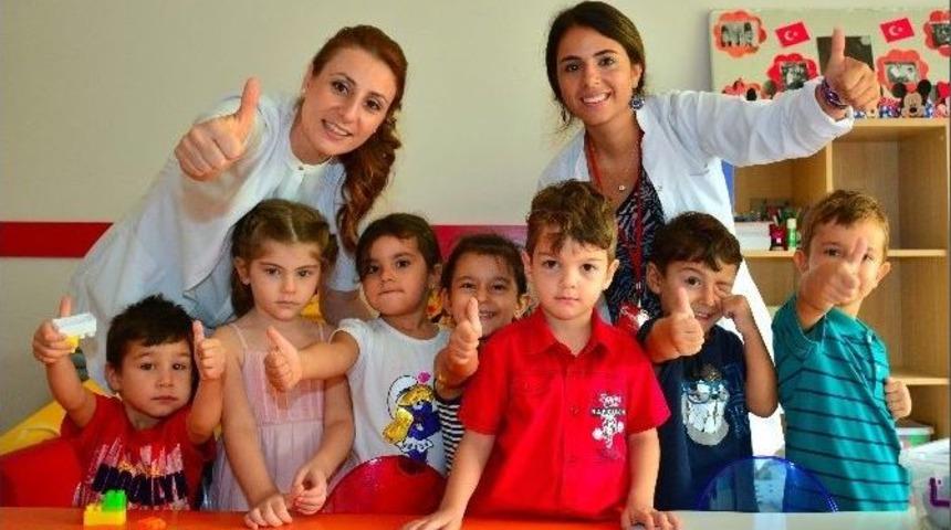 Yeni Sınıflarına Alışmaya &Ccedil;alışacaklar