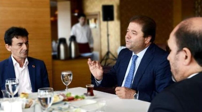 Maltepe&rsquo;Den Birlik Ve Beraberlik Mesajı