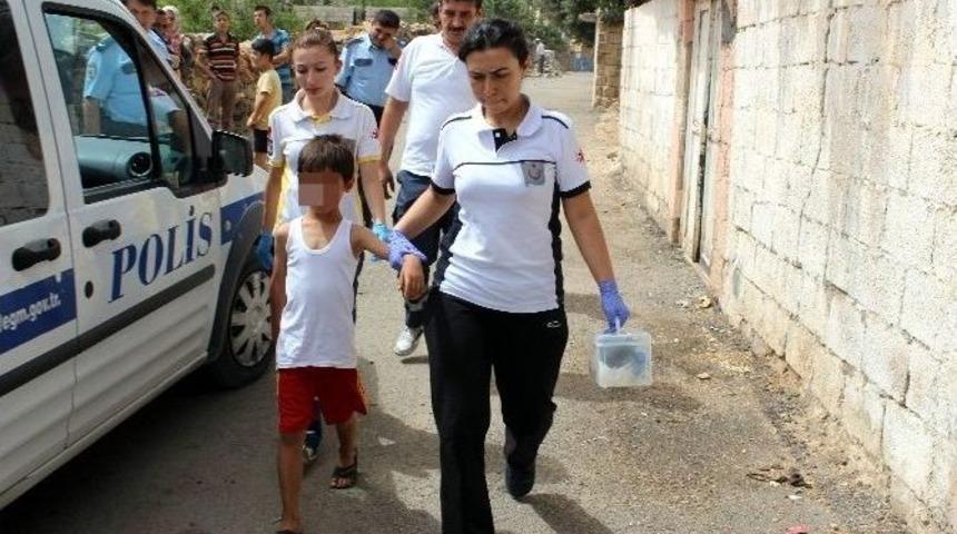 &Ouml;ğretmen, Oğlunu Yaralayan &Ccedil;ocuktan Şikayet&ccedil;i Oldu