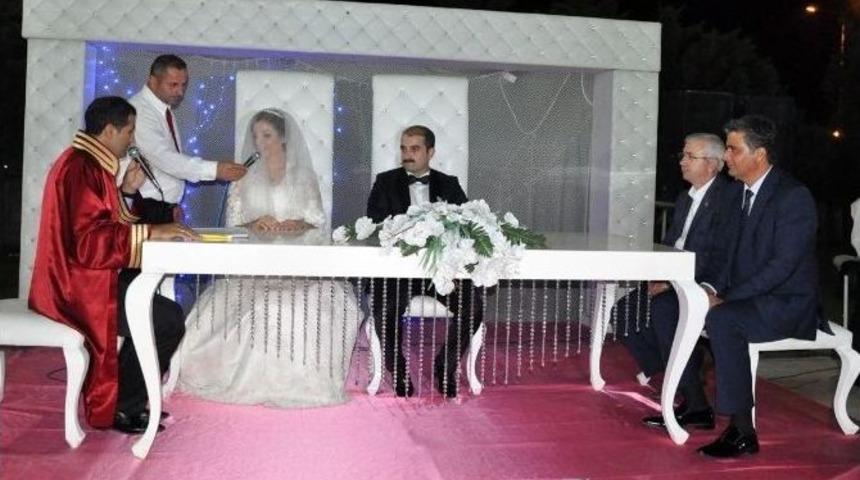 Yağız Ailesinin Mutlu G&uuml;n&uuml;