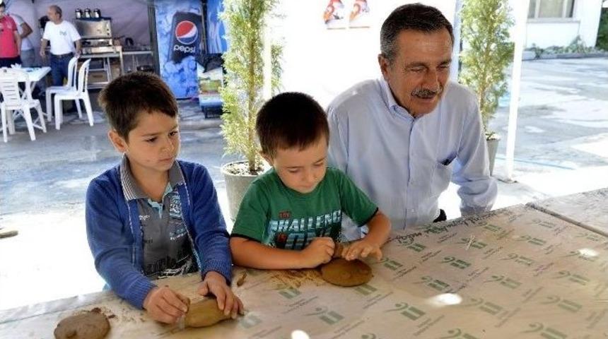 &Ccedil;ocuklar Pişmiş Toprak Geleneği İle Tanıştı