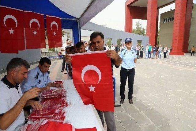 Şahinbey&rsquo;de Yer G&ouml;k &ldquo;kırmızı Beyaz&rdquo; 1