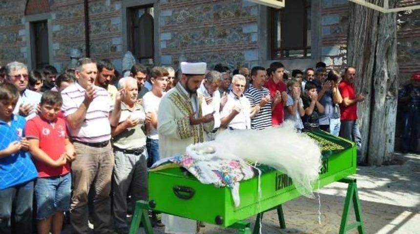 2 Kez Ilik Nakli Yapılan 12 Yaşındaki Beyzanur, L&ouml;semiye Yenik D&uuml;şt&uuml; (2)