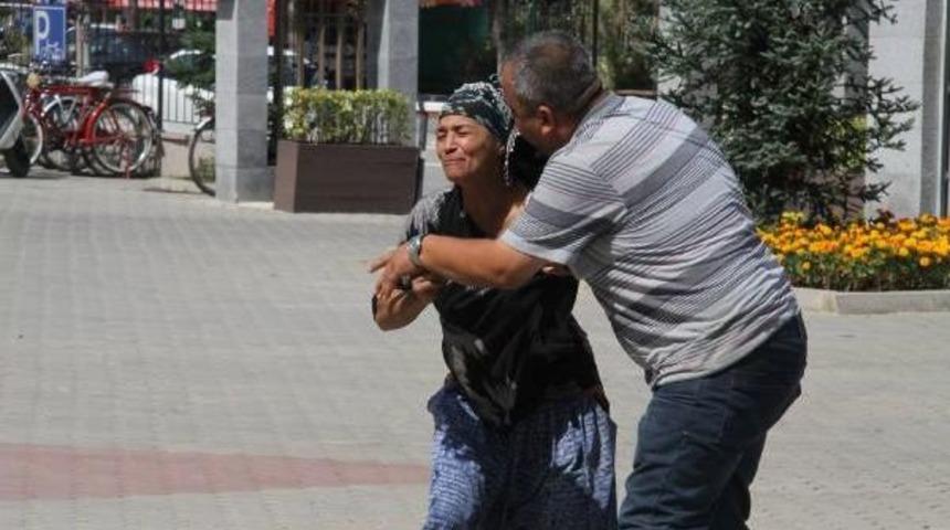 Su&ccedil;lu Da Olsa Anne Y&uuml;reği Dayanamadı