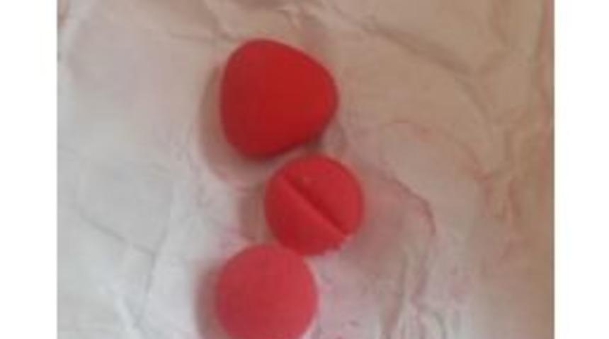 Yabancı Uyruklu Şahsın &Uuml;zerinde 23 Uyuşturucu Hap Ele Ge&ccedil;irdi