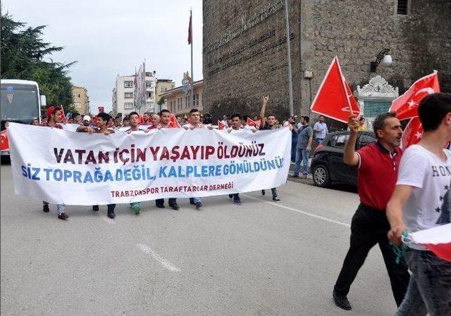 Trabzon’da ‘teröre Lanet’ Yürüyüşü