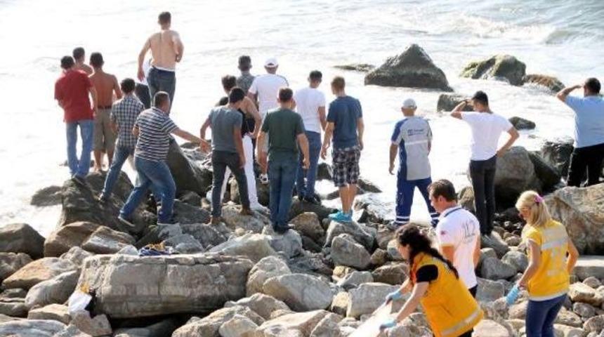 Liseli, Serinlemek I&ccedil;in Girdiği Denizde Boğuldu