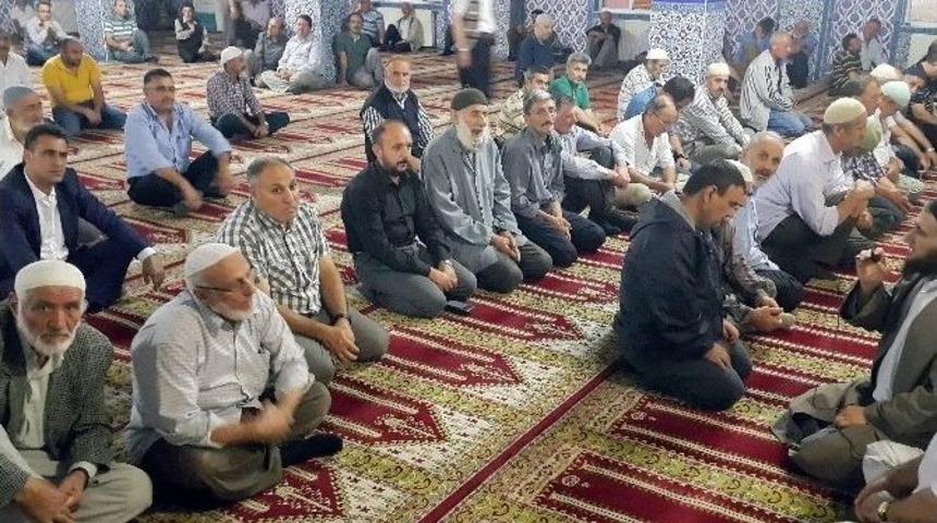 G&uuml;m&uuml;şhane&rsquo;de Şehitler İ&ccedil;in Mevlit Okutuldu