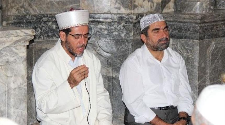 Şehitler İ&ccedil;in Dua Edildi