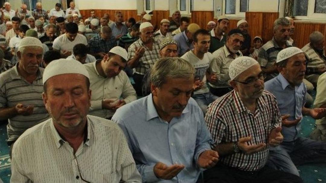 Osmaneli&rsquo;de Şehitler İ&ccedil;in Mevlit Okutuldu