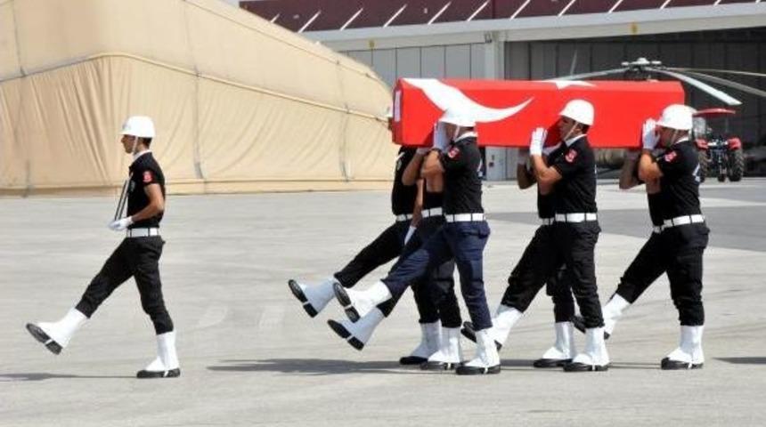 Şehit Emniyet Amiri Memleketine Uğurlandı