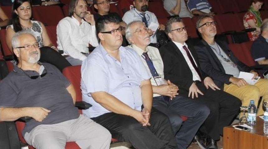 Denizli&rsquo;de 2.d&uuml;nya Keynes Konferansı Yapıldı