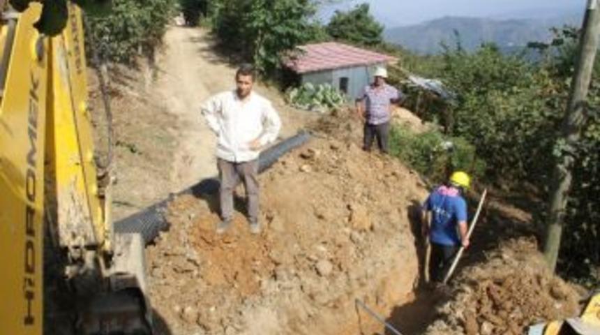 Akyazı&rsquo;da Alt Yapı G&uuml;&ccedil;leniyor