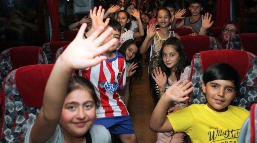 Yenimahalle&rsquo;nin &Ccedil;ocukları Kamp Yolunda