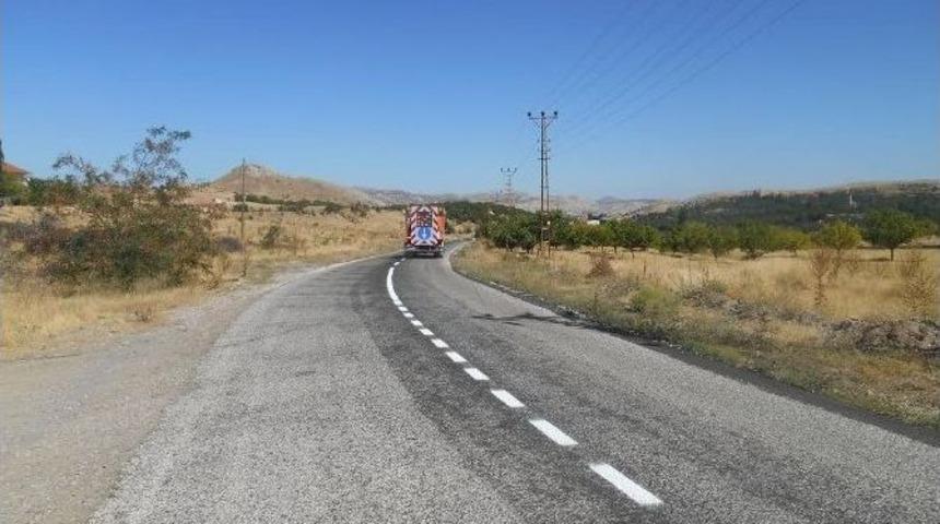 Hekimhan&rsquo;da Yol &Ccedil;izme &Ccedil;alışmaları Yapıldı