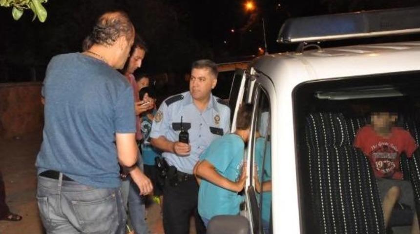 'macera Olsun' Diye, Okula Parmaklığı Kırıp Girmişler
