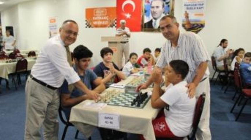 &Ouml;d&uuml;ll&uuml; 5.deepo Satran&ccedil; Turnuvası Başladı