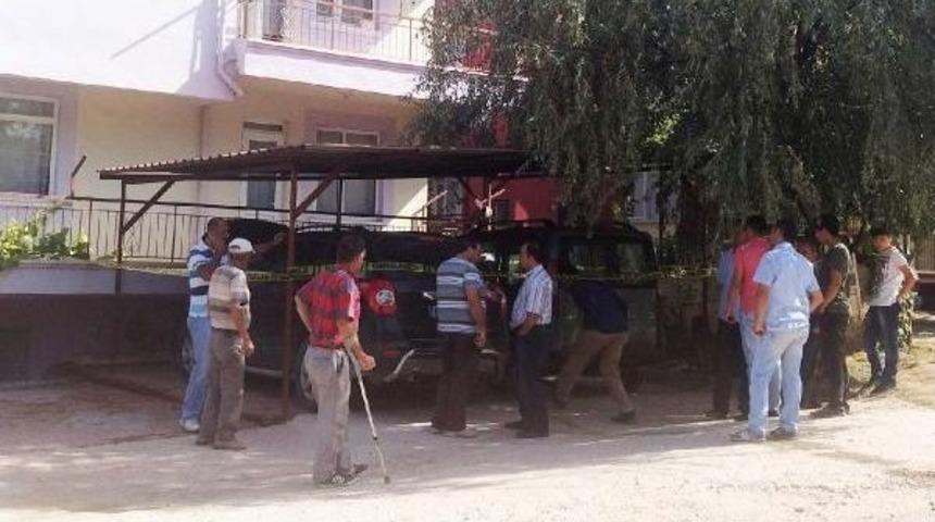 Ak Parti Il&ccedil;e Başkanının Ara&ccedil;ları Yandı