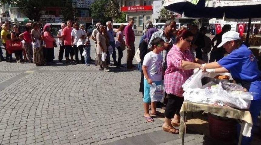 Esnaf&rsquo;tan Anlamlı Hayır