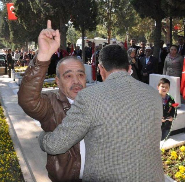 11 Yılda 'şehit' Kabul Ettirdiği Oğlunun Şehitliğe Naklini Istiyor