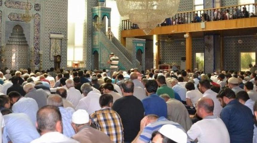 Siirt&rsquo;te Şehitler İ&ccedil;in Mevlit Okutuldu