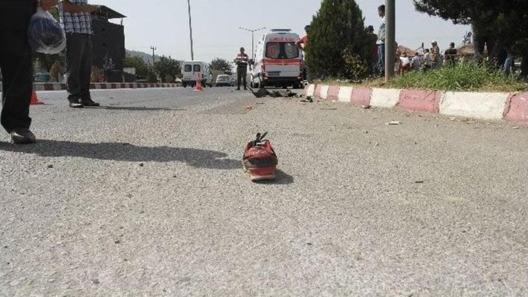 Otomobil Motosikletle &Ccedil;arpıştı: Bir &Ouml;l&uuml;