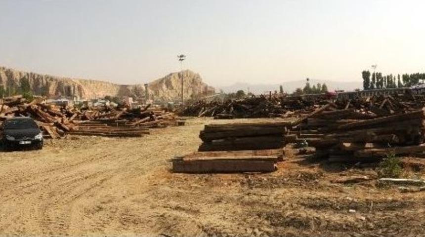 Van&rsquo;da Tren Rayları Yenileme &Ccedil;alışmaları