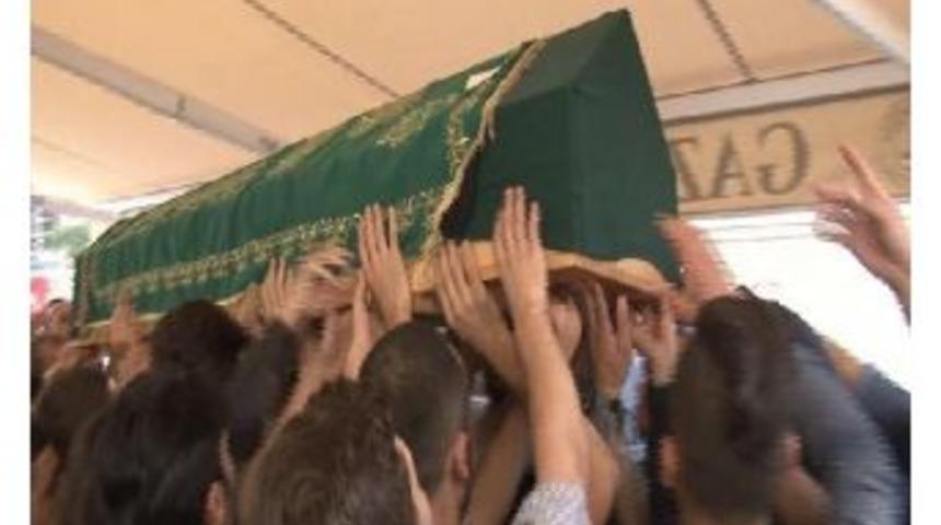 Cinayete Kurban Giden Küçükköyspor Yöneticisi Son Yolculuğuna Uğurlandı