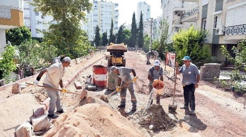 Muratpaşa Demircikara&rsquo;yı Yeniliyor