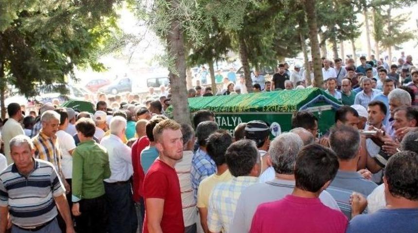 Metan Gazından Zehirlenen İki Kardeş Toprağa Verildi