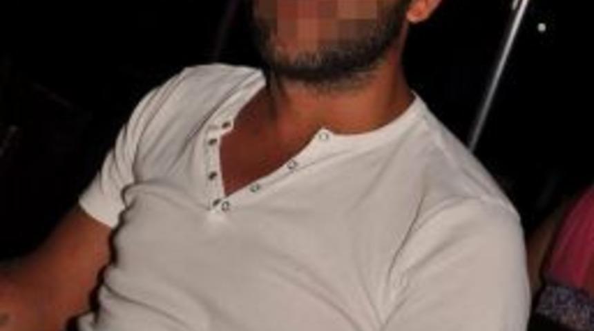 Bar &Ccedil;alışanı M&uuml;şteriyi Vurdu