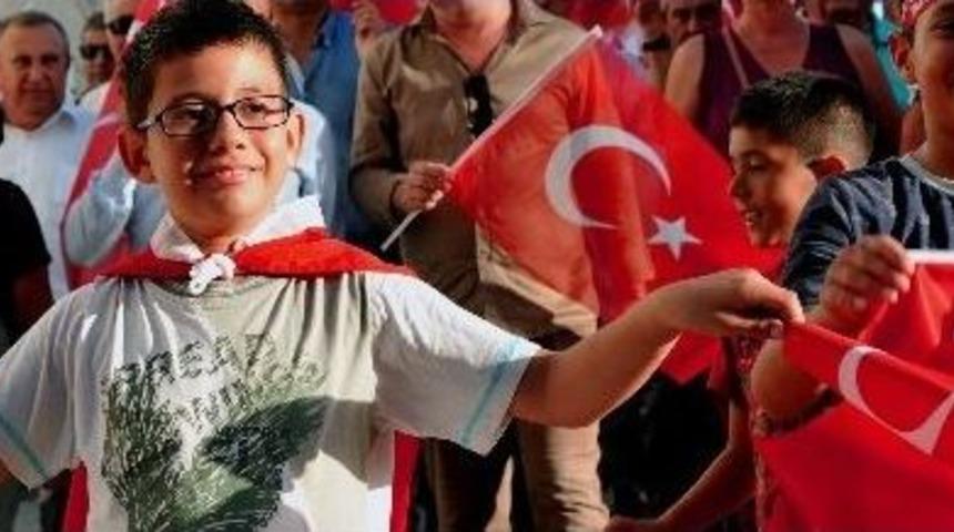 Seferihisar&rsquo;da T&uuml;m Partiler Ter&ouml;r İ&ccedil;in Birleşti