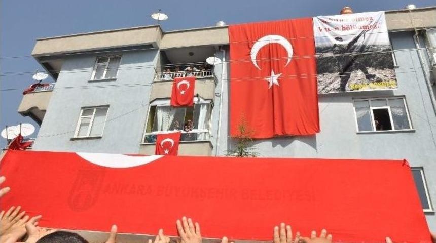 Dağlıca Şehidinin Cenazesi Baba Ocağında