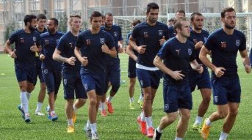 Semih Ve Emre Beşiktaş&rsquo;a Karşı Yok