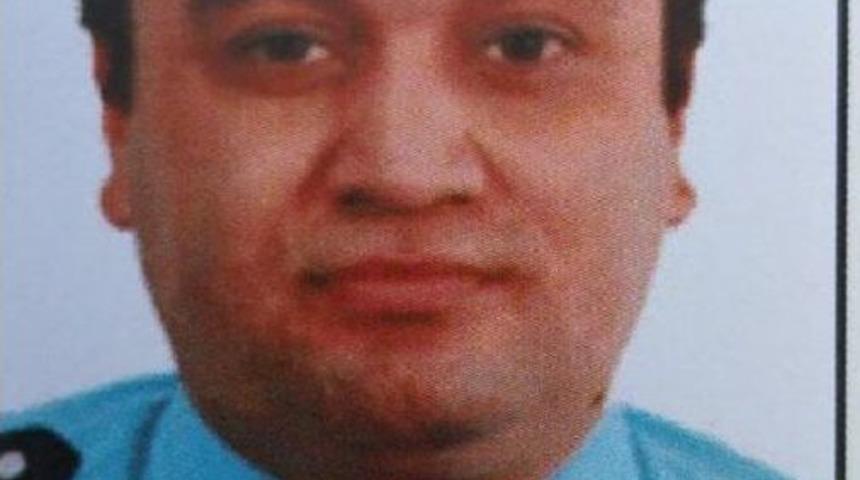 Kalp Krizi Sonucu &Ouml;len Polis Memuru Toprağa Verildi