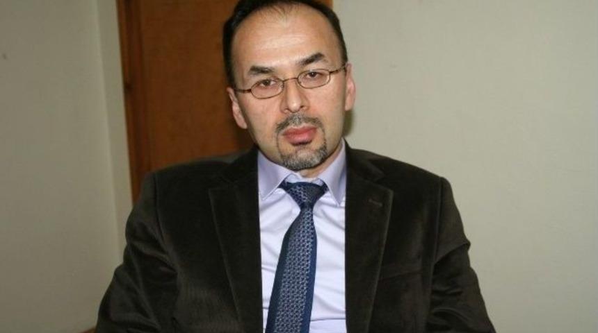 Almanya&rsquo;da T&uuml;rk Derneği&rsquo;ne Taşlı Saldırı D&uuml;zenlendi