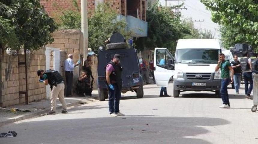 Ellerinde Bomba Patlayan 2 &Ccedil;ocuk Yaralandı
