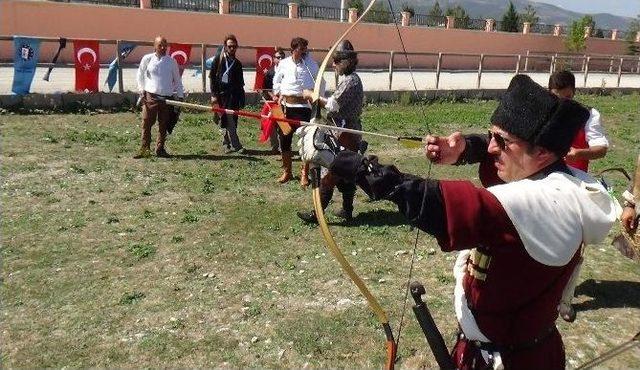 Kütahya’da Okçuluk Festivali