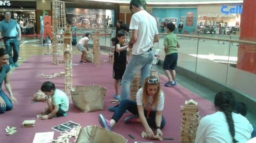 Avm&rsquo;de Ahşap Maket Keyfi