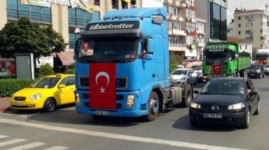 Tır S&uuml;r&uuml;c&uuml;lerinden Ter&ouml;re Tepki Konvoyu