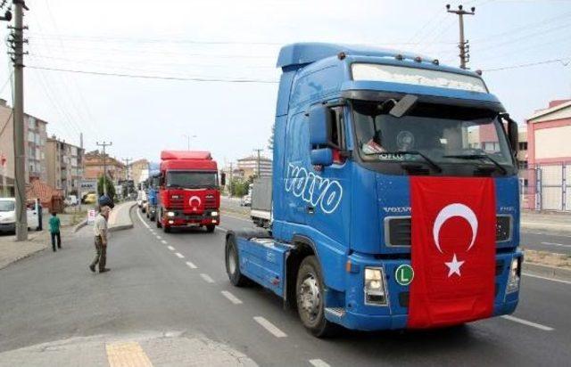 Tır S&uuml;r&uuml;c&uuml;lerinden Ter&ouml;re Tepki Konvoyu 1