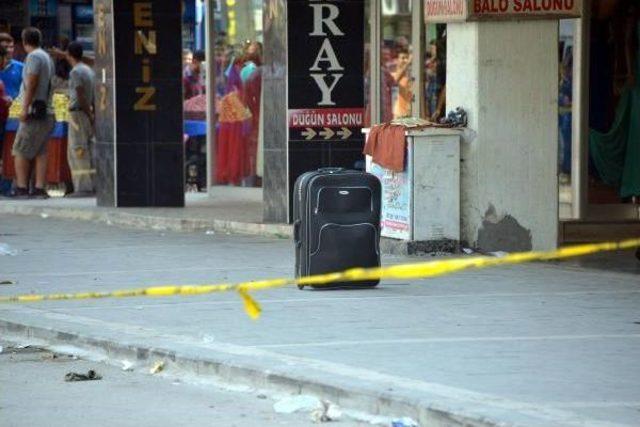 Taşıdığı Bavulu Kaldırımda Bırakınca Polisi Peşine Taktı