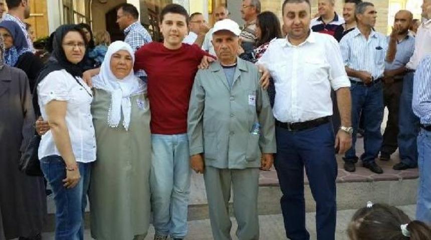 Malkaralı Hacı Adayı Ramazan &Ouml;zmen, Kabe&rsquo;De &Ouml;ld&uuml;, Eşi Yaralı