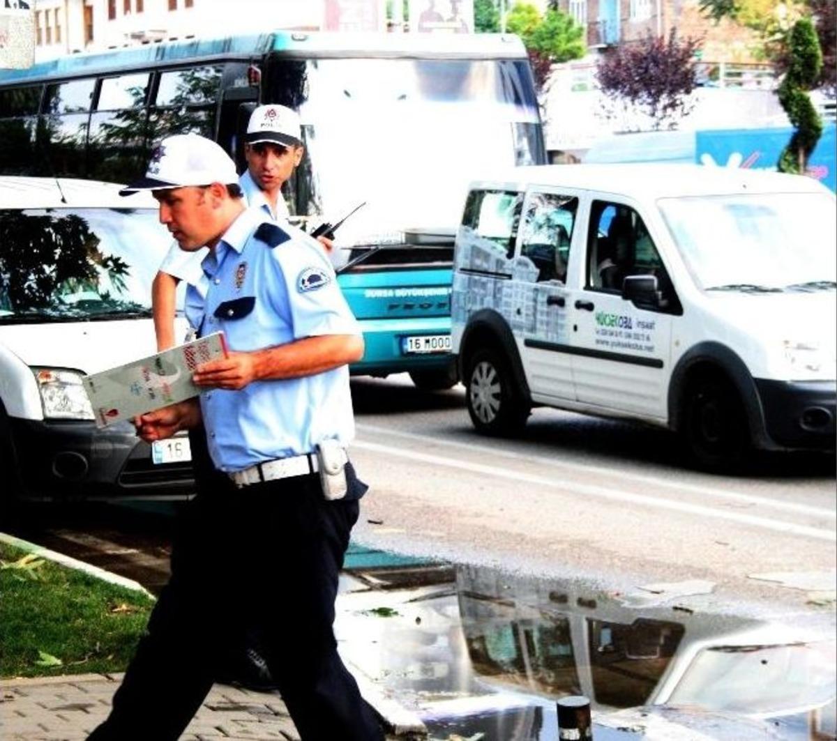 (&ouml;zel Haber) &Ccedil;arptığı Kadını Bırakıp Olay Yerinden Ka&ccedil;tı