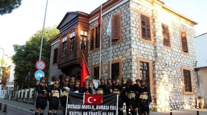 Efe&rsquo;lerden Ter&ouml;re Sessiz Tepki