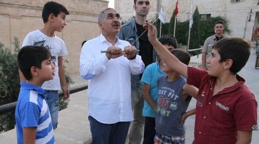 Vali Ko&ccedil;ak Esnafı Ziyaret Etti