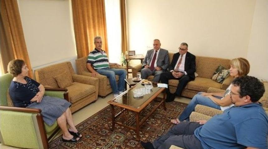 Başkan Erg&uuml;n&rsquo;den Ağar Ailesi&rsquo;ne Taziye Ziyareti