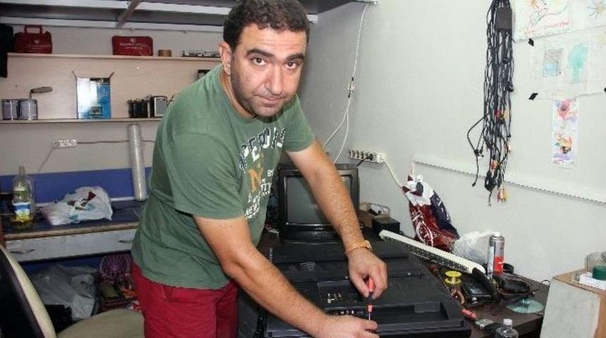 &rsquo;e-devlet&rsquo;e Girdi, Prostat Ve Alzheimer Hastası Olduğunu &Ouml;ğrendi