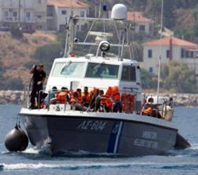 Ege'de Kaçak Teknesi Battı: 1'i Çocuk 28 Ölü