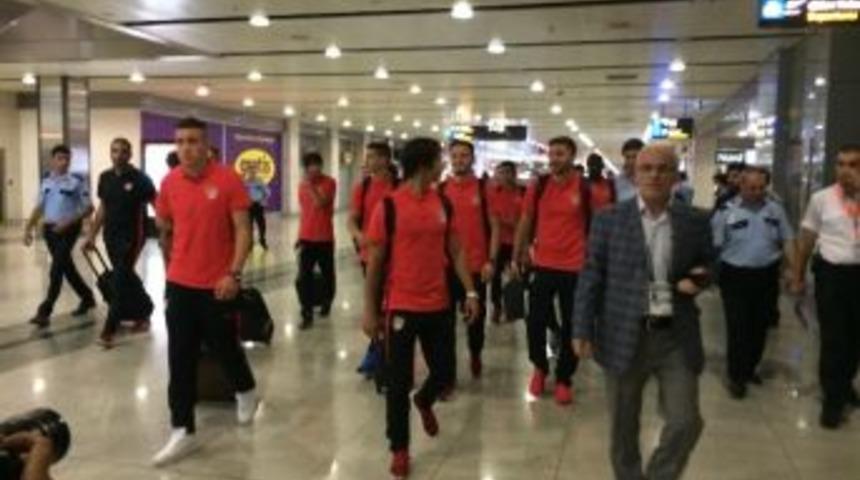 Atletıco Madrıd İstanbul&rsquo;a Geldi